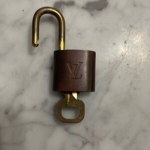 LV Lock and Key #314